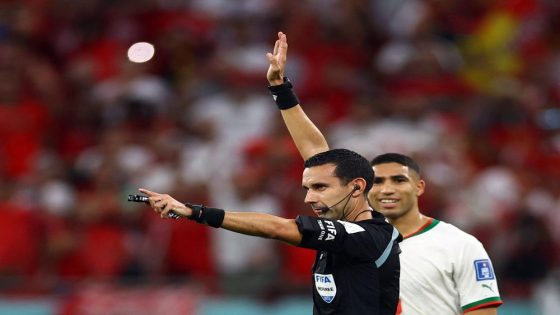المكسيكي راموس يقود مباراة المغرب وفرنسا