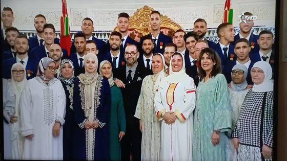 مراسيم توشيح المنتخب المغربي بالأوسمة الملكية