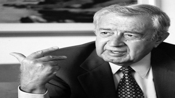 “أطياف فوق المدينة القديمة”